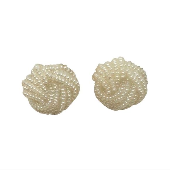 Vintage 1950s Pearl Rosette Clip Ons - Picture 1 of 3